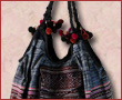 チェンマイの刺繍のバッグ